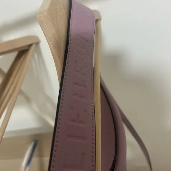 Liebeskind Dusty Pink Leather Shoulder Bag - Picture 6 of 7